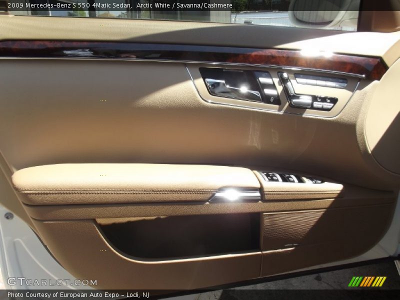Arctic White / Savanna/Cashmere 2009 Mercedes-Benz S 550 4Matic Sedan