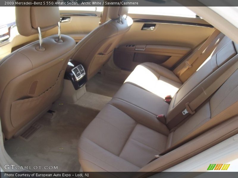 Arctic White / Savanna/Cashmere 2009 Mercedes-Benz S 550 4Matic Sedan