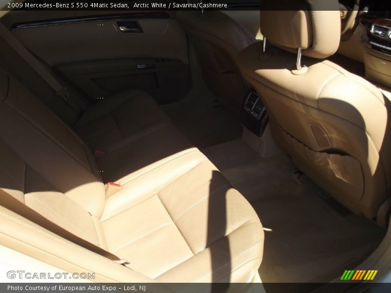 Arctic White / Savanna/Cashmere 2009 Mercedes-Benz S 550 4Matic Sedan
