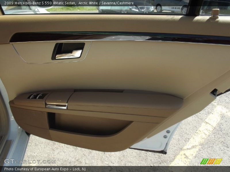Arctic White / Savanna/Cashmere 2009 Mercedes-Benz S 550 4Matic Sedan