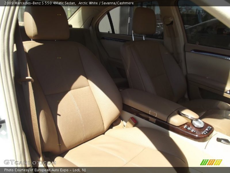 Arctic White / Savanna/Cashmere 2009 Mercedes-Benz S 550 4Matic Sedan