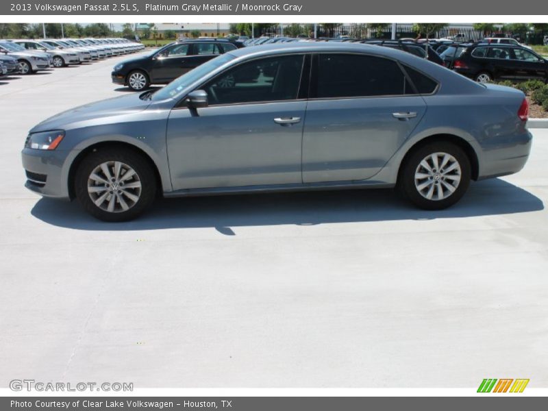 Platinum Gray Metallic / Moonrock Gray 2013 Volkswagen Passat 2.5L S