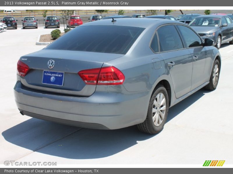 Platinum Gray Metallic / Moonrock Gray 2013 Volkswagen Passat 2.5L S