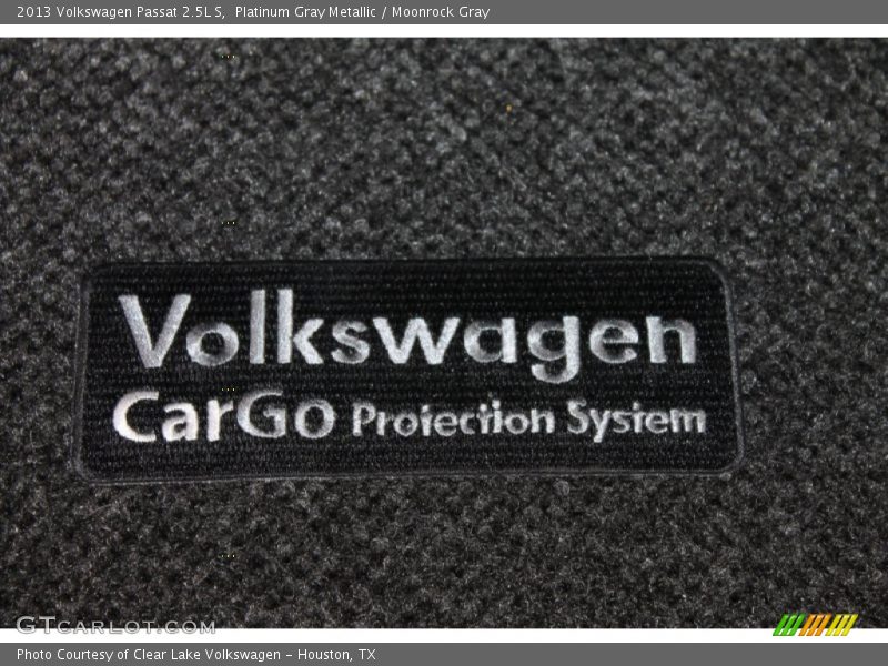 Platinum Gray Metallic / Moonrock Gray 2013 Volkswagen Passat 2.5L S