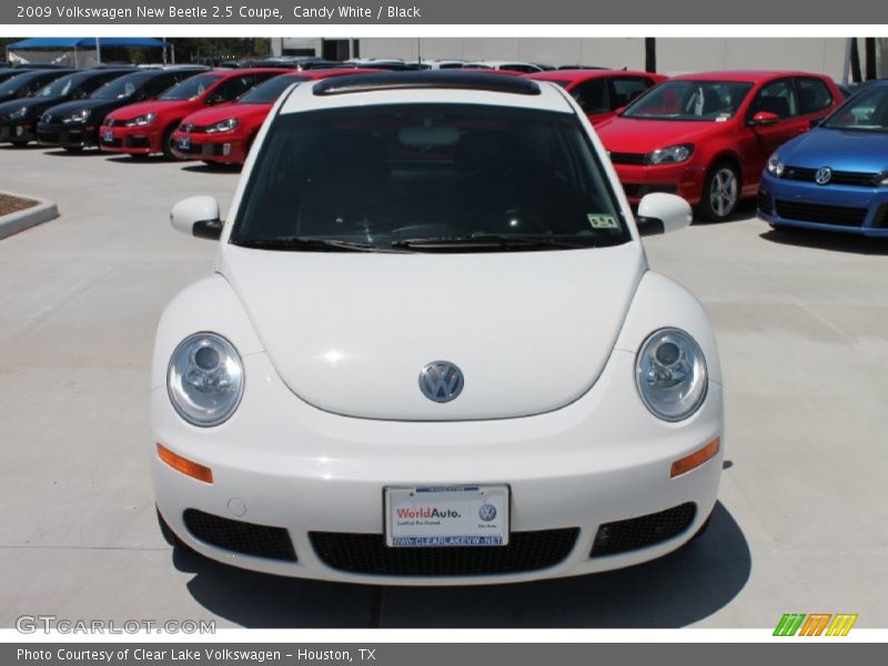 Candy White / Black 2009 Volkswagen New Beetle 2.5 Coupe