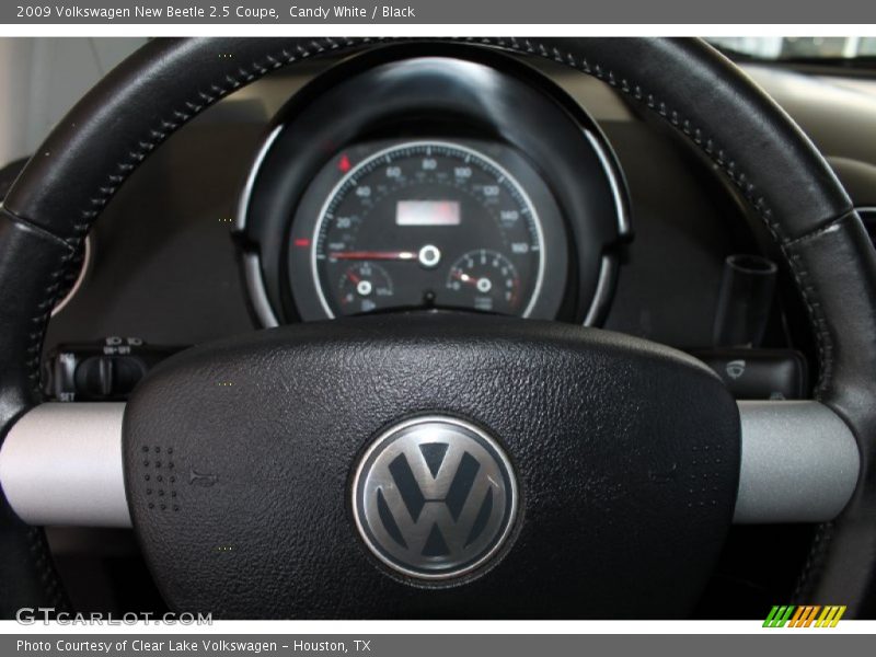 Candy White / Black 2009 Volkswagen New Beetle 2.5 Coupe
