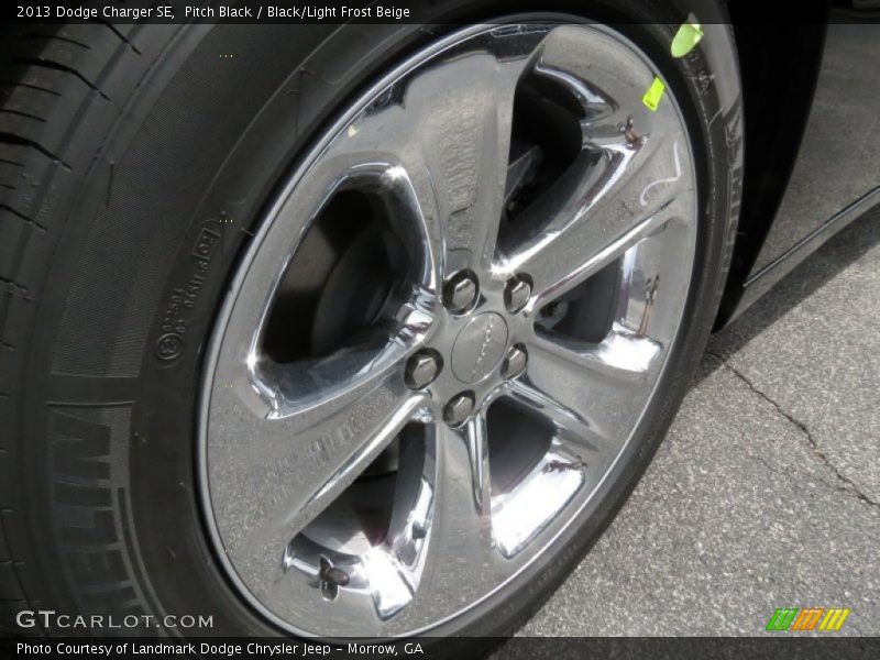 Pitch Black / Black/Light Frost Beige 2013 Dodge Charger SE