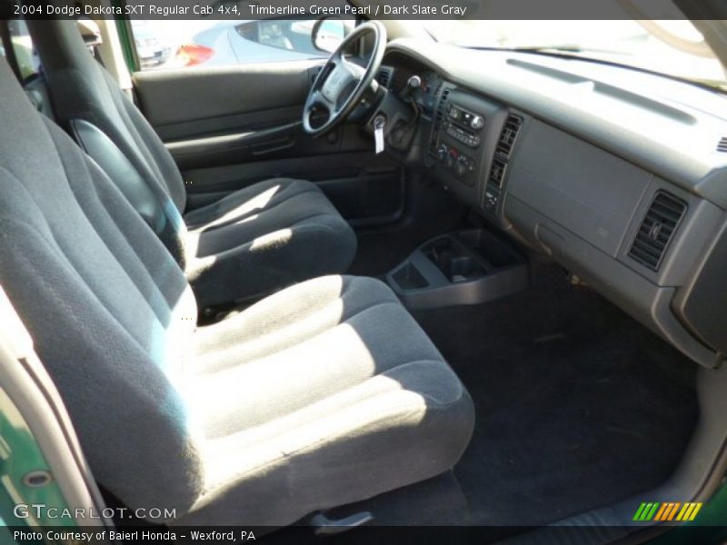 Timberline Green Pearl / Dark Slate Gray 2004 Dodge Dakota SXT Regular Cab 4x4