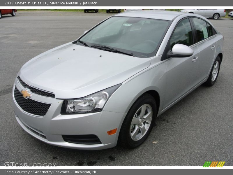 Silver Ice Metallic / Jet Black 2013 Chevrolet Cruze LT