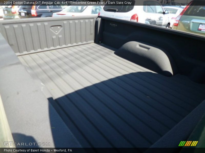 Timberline Green Pearl / Dark Slate Gray 2004 Dodge Dakota SXT Regular Cab 4x4