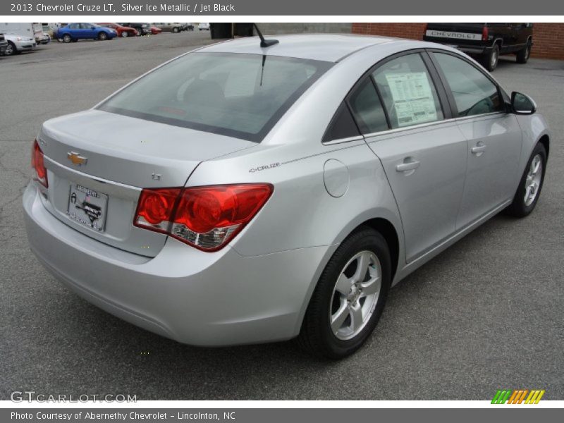 Silver Ice Metallic / Jet Black 2013 Chevrolet Cruze LT