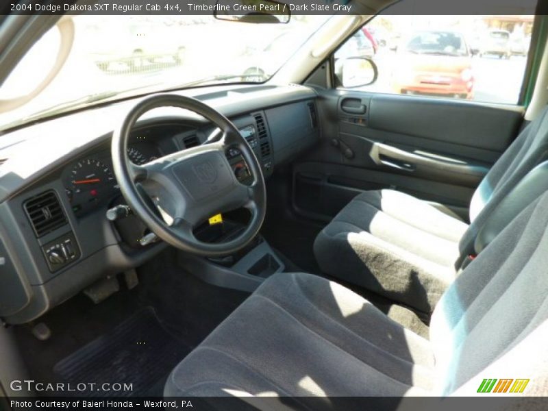 Timberline Green Pearl / Dark Slate Gray 2004 Dodge Dakota SXT Regular Cab 4x4