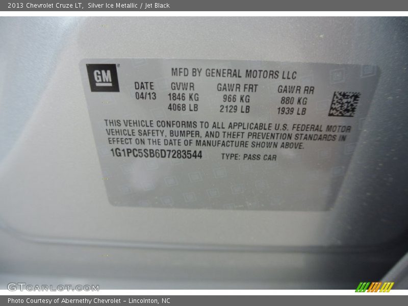 Silver Ice Metallic / Jet Black 2013 Chevrolet Cruze LT