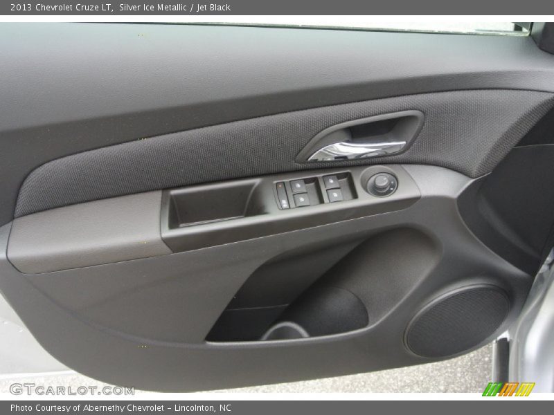 Silver Ice Metallic / Jet Black 2013 Chevrolet Cruze LT