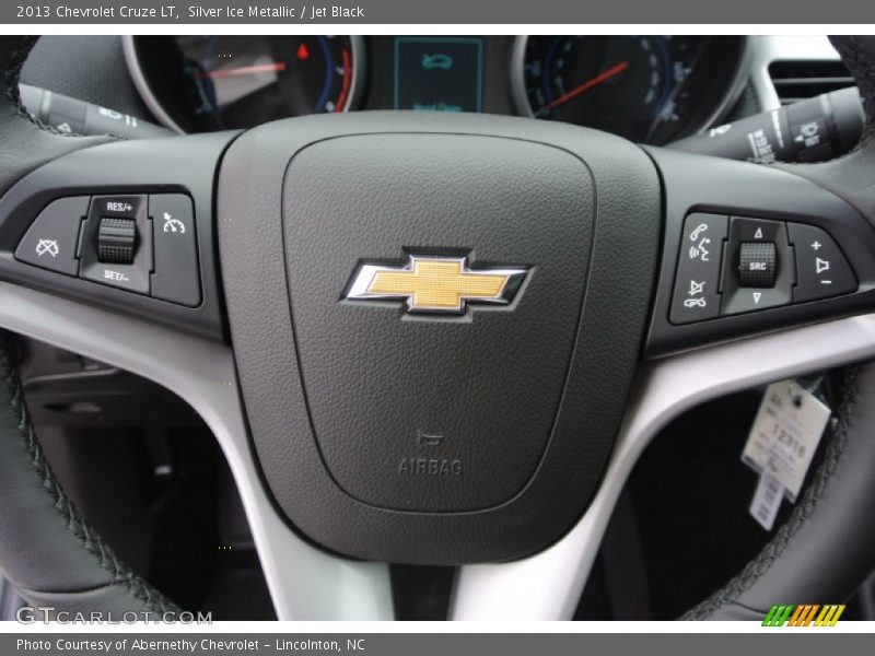 Silver Ice Metallic / Jet Black 2013 Chevrolet Cruze LT