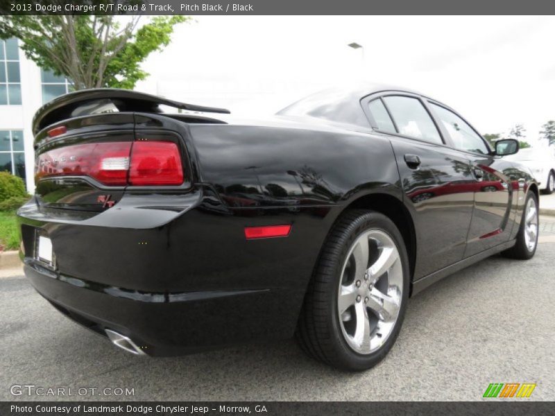  2013 Charger R/T Road & Track Pitch Black