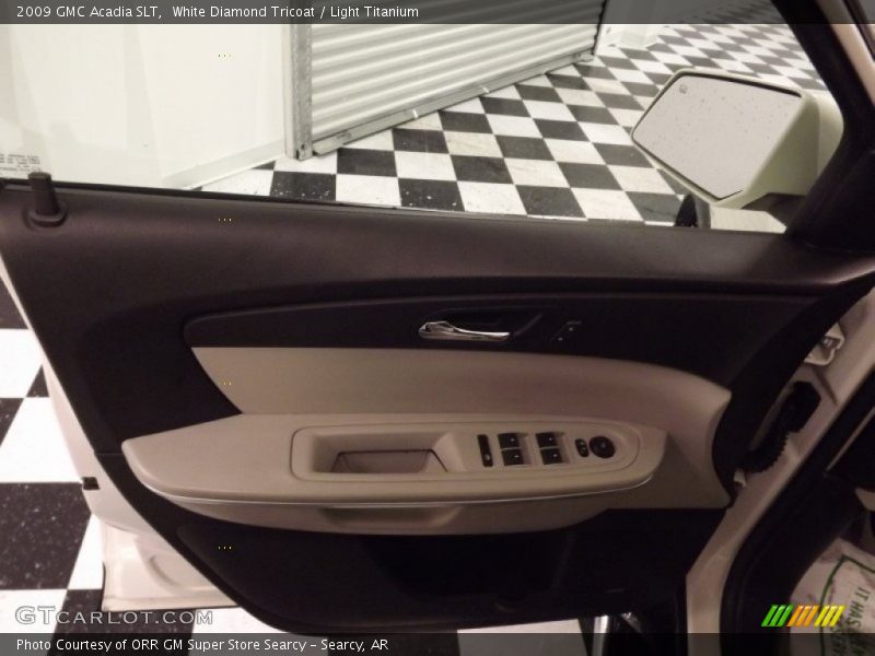 White Diamond Tricoat / Light Titanium 2009 GMC Acadia SLT