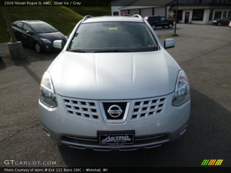 Silver Ice / Gray 2009 Nissan Rogue SL AWD