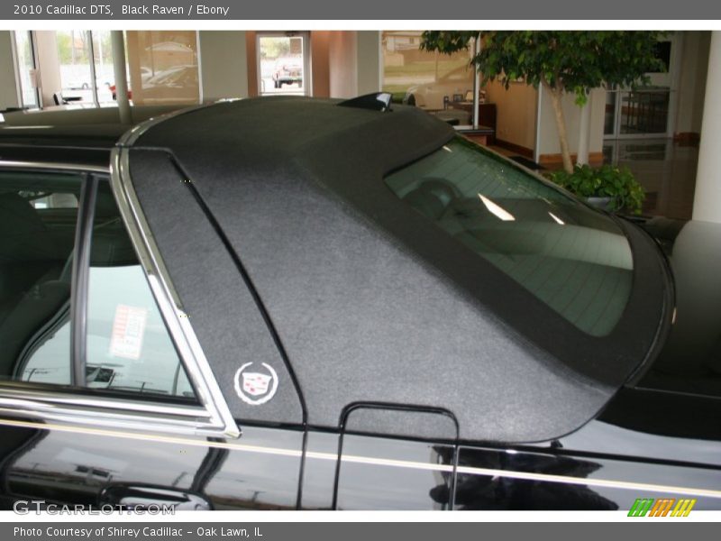 Black Raven / Ebony 2010 Cadillac DTS