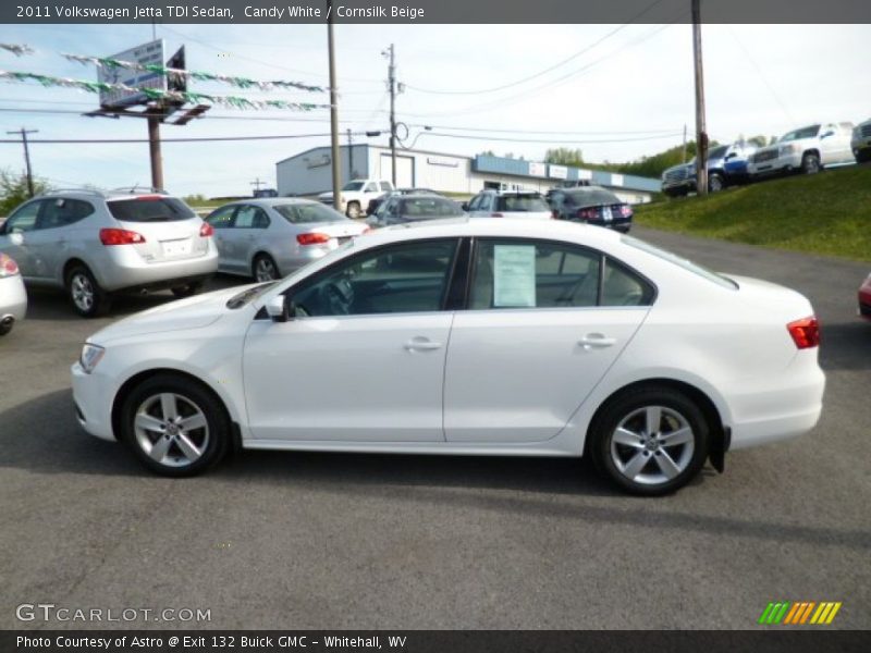 Candy White / Cornsilk Beige 2011 Volkswagen Jetta TDI Sedan