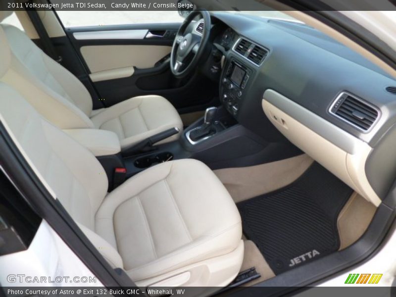Candy White / Cornsilk Beige 2011 Volkswagen Jetta TDI Sedan