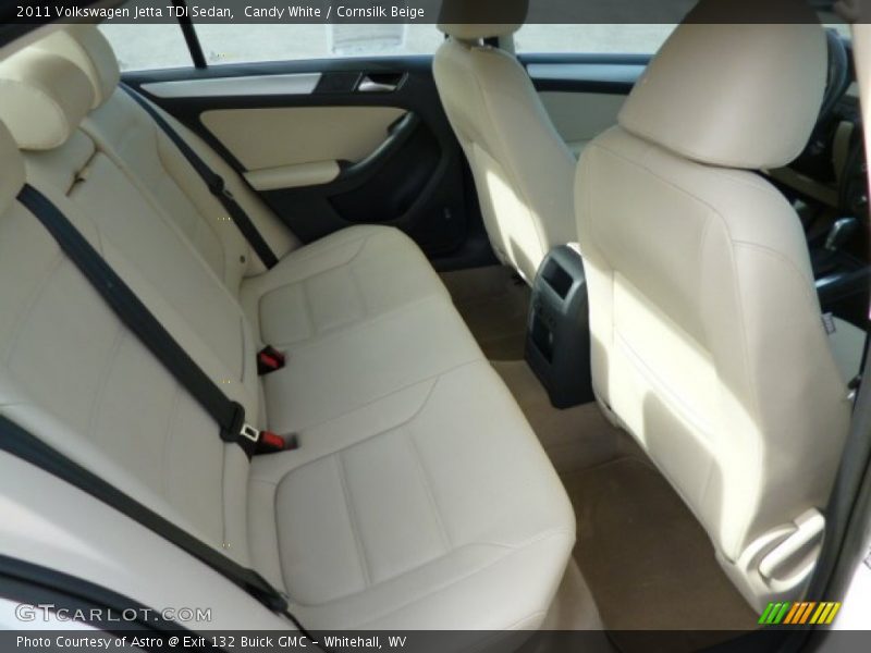 Candy White / Cornsilk Beige 2011 Volkswagen Jetta TDI Sedan