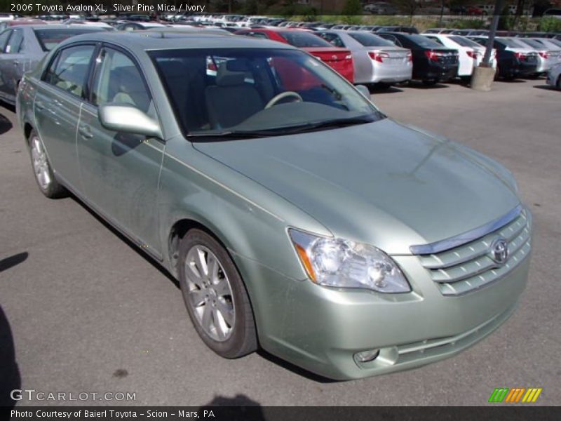 Silver Pine Mica / Ivory 2006 Toyota Avalon XL