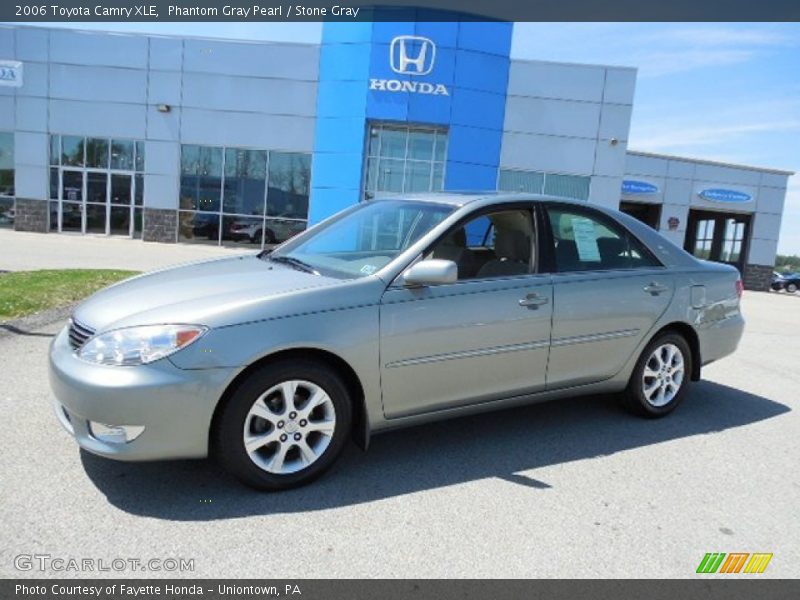 Phantom Gray Pearl / Stone Gray 2006 Toyota Camry XLE