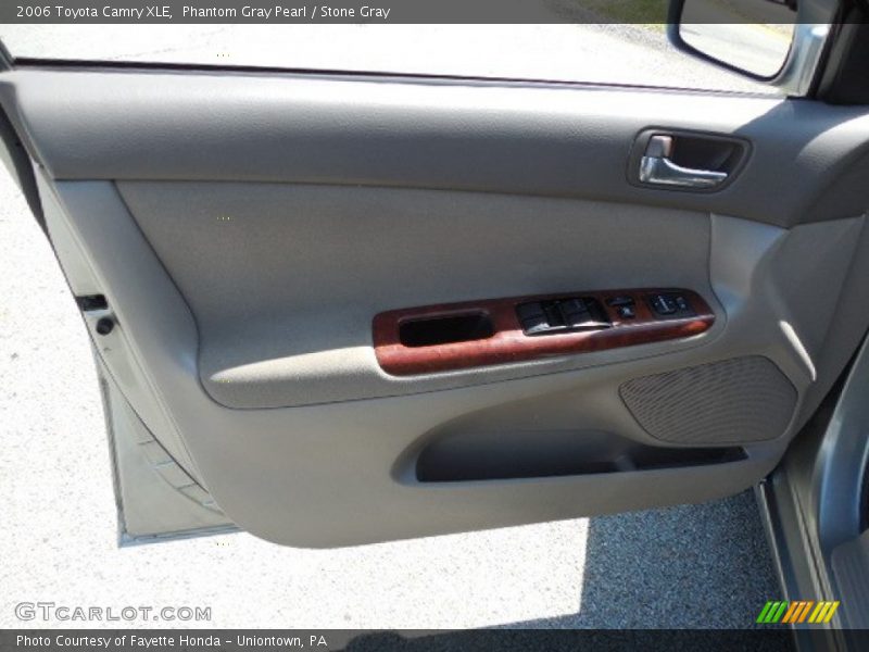 Phantom Gray Pearl / Stone Gray 2006 Toyota Camry XLE