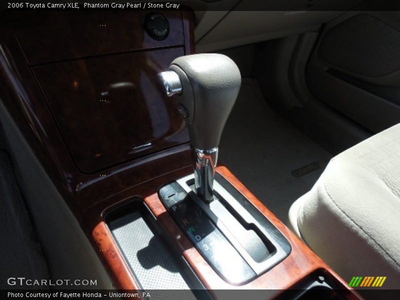 Phantom Gray Pearl / Stone Gray 2006 Toyota Camry XLE