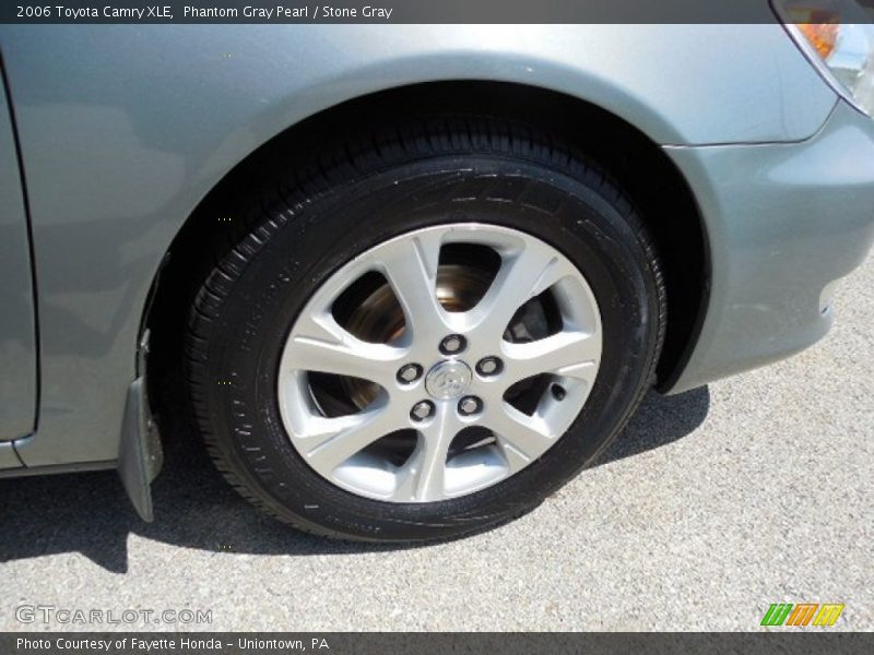 Phantom Gray Pearl / Stone Gray 2006 Toyota Camry XLE