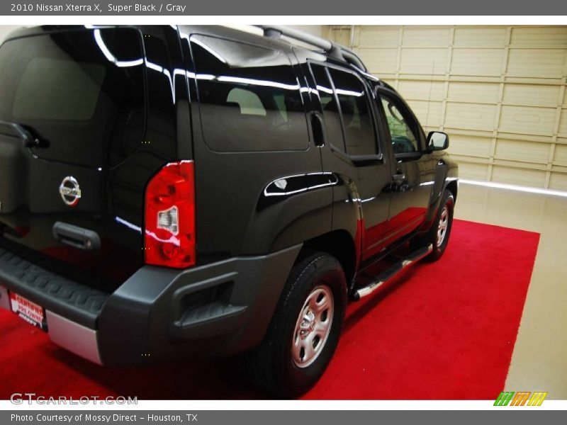 Super Black / Gray 2010 Nissan Xterra X