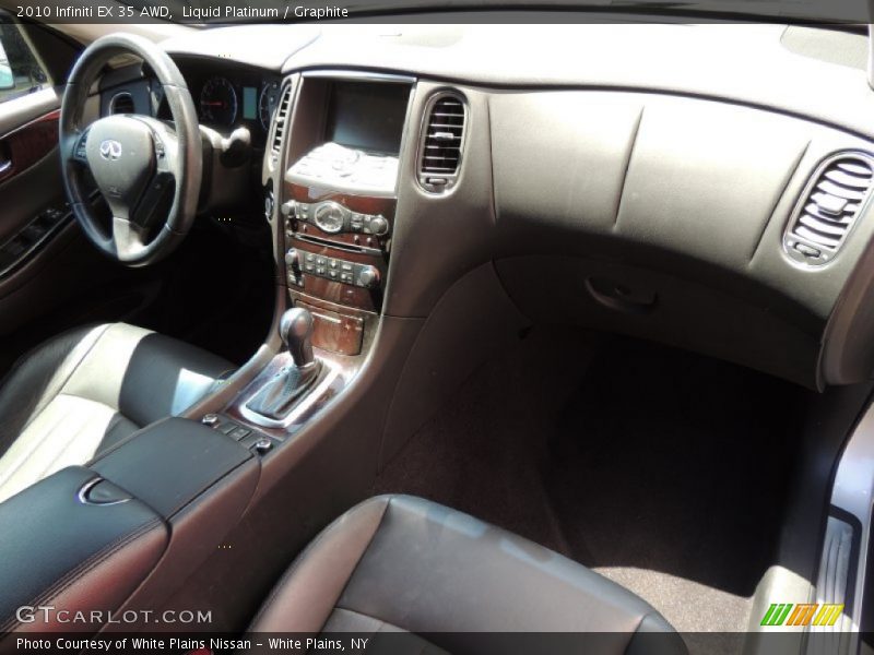 Dashboard of 2010 EX 35 AWD