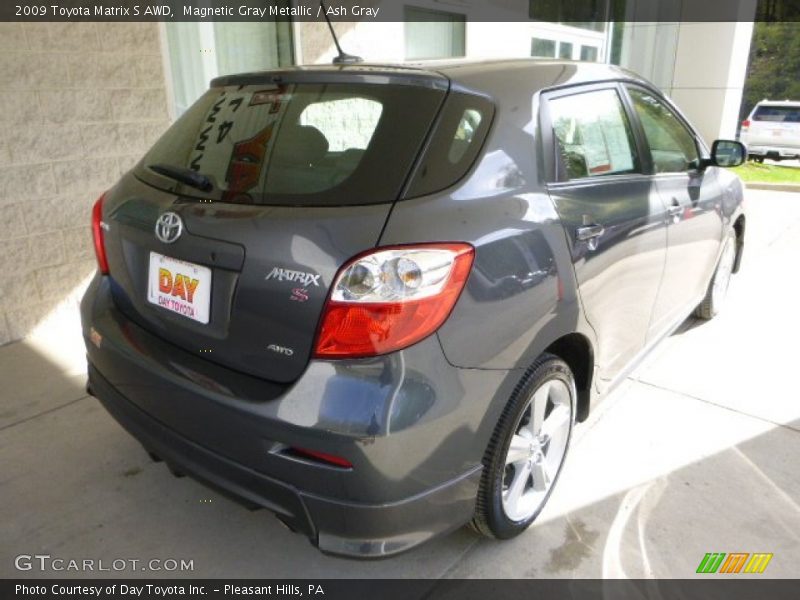 Magnetic Gray Metallic / Ash Gray 2009 Toyota Matrix S AWD