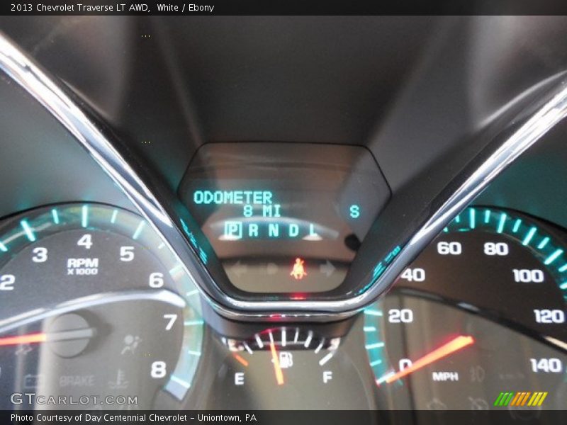 White / Ebony 2013 Chevrolet Traverse LT AWD