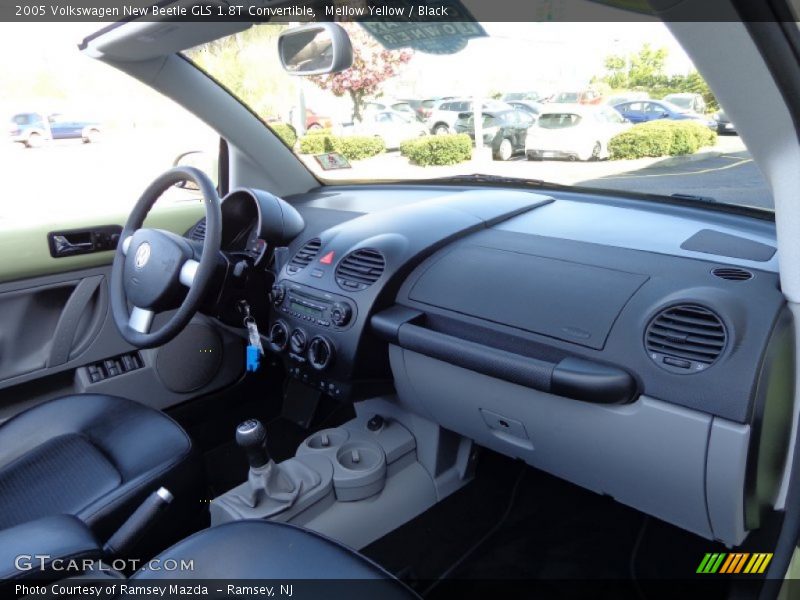 Mellow Yellow / Black 2005 Volkswagen New Beetle GLS 1.8T Convertible