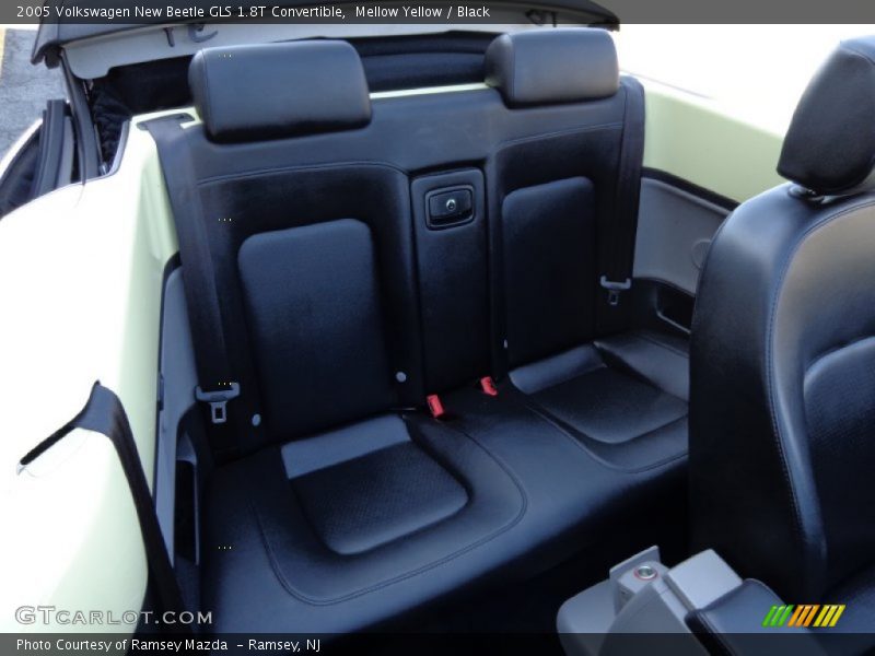 Mellow Yellow / Black 2005 Volkswagen New Beetle GLS 1.8T Convertible