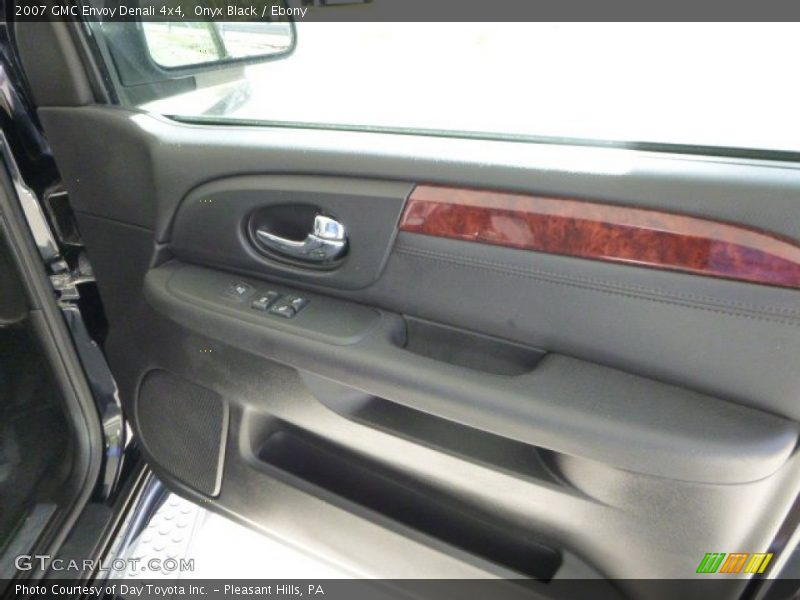 Onyx Black / Ebony 2007 GMC Envoy Denali 4x4