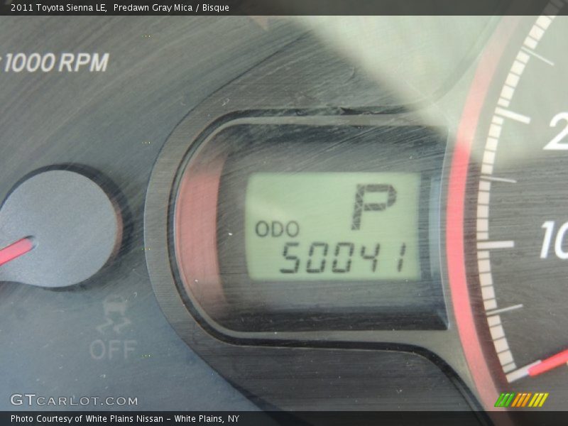 Predawn Gray Mica / Bisque 2011 Toyota Sienna LE