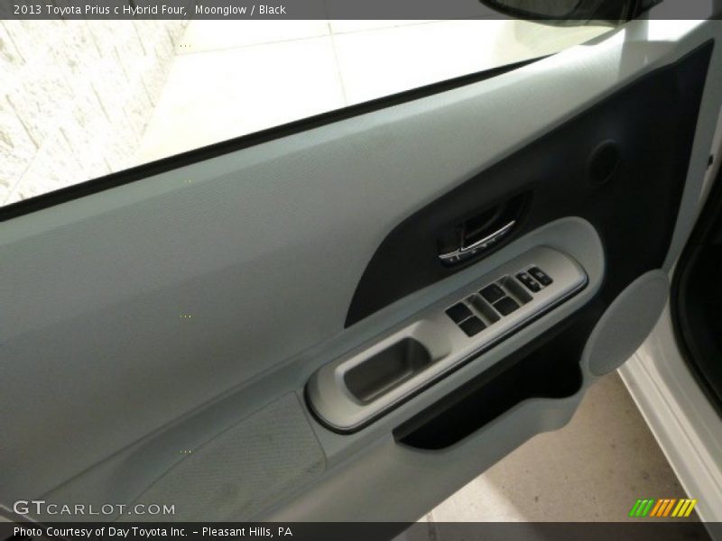 Moonglow / Black 2013 Toyota Prius c Hybrid Four