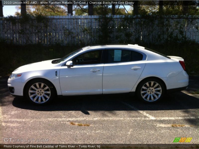 White Platinum Metallic Tri-Coat / Charcoal Black/Fine Line Ebony 2010 Lincoln MKS AWD