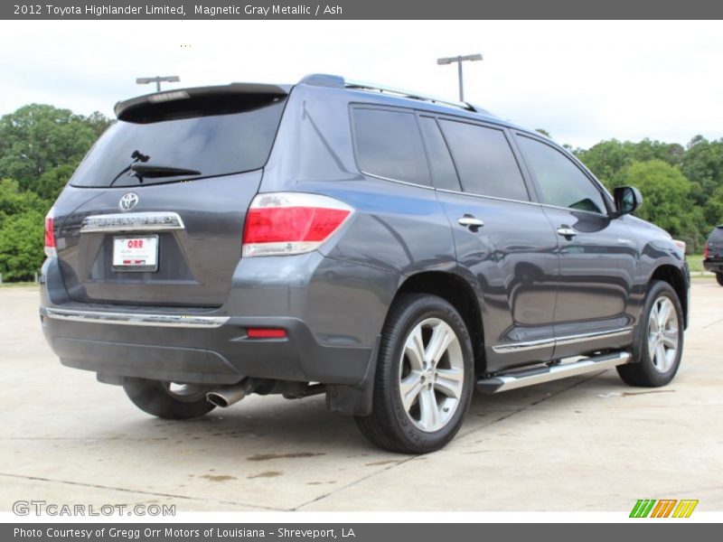 Magnetic Gray Metallic / Ash 2012 Toyota Highlander Limited