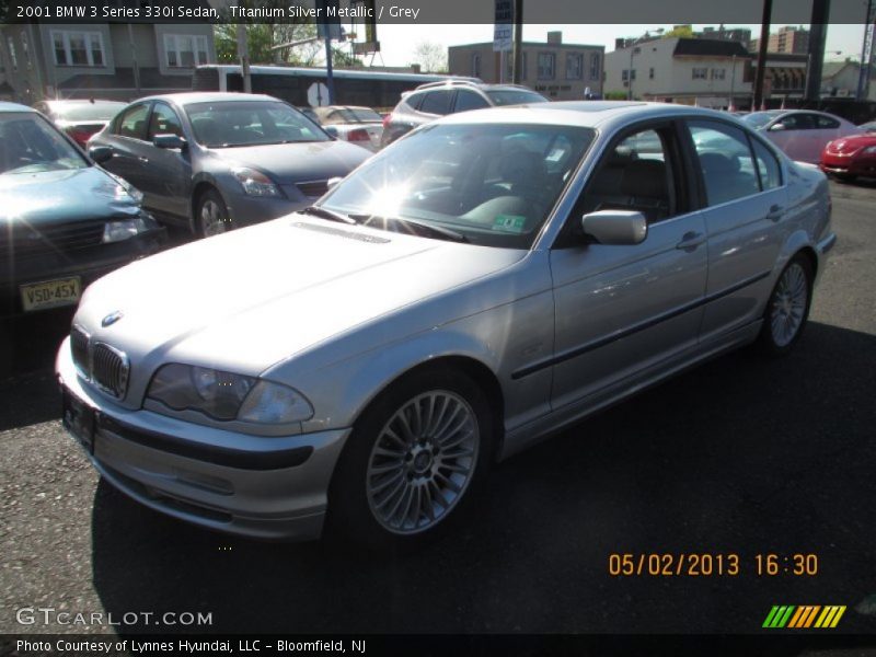 Titanium Silver Metallic / Grey 2001 BMW 3 Series 330i Sedan