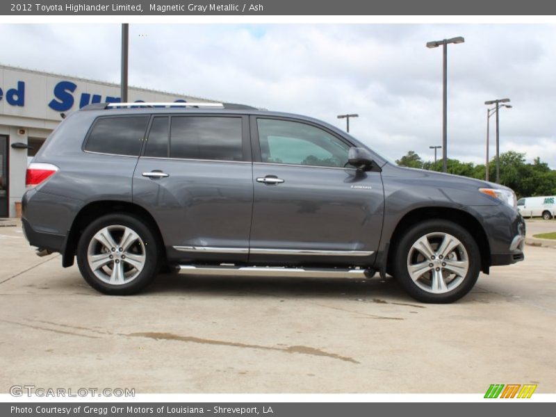 Magnetic Gray Metallic / Ash 2012 Toyota Highlander Limited