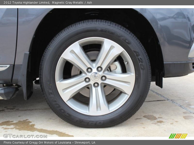 Magnetic Gray Metallic / Ash 2012 Toyota Highlander Limited