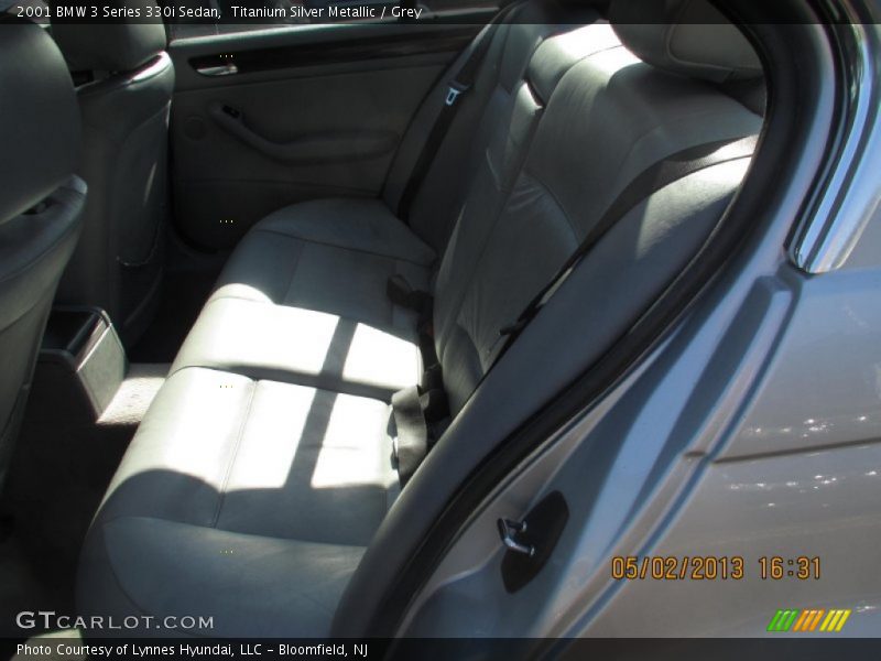 Titanium Silver Metallic / Grey 2001 BMW 3 Series 330i Sedan