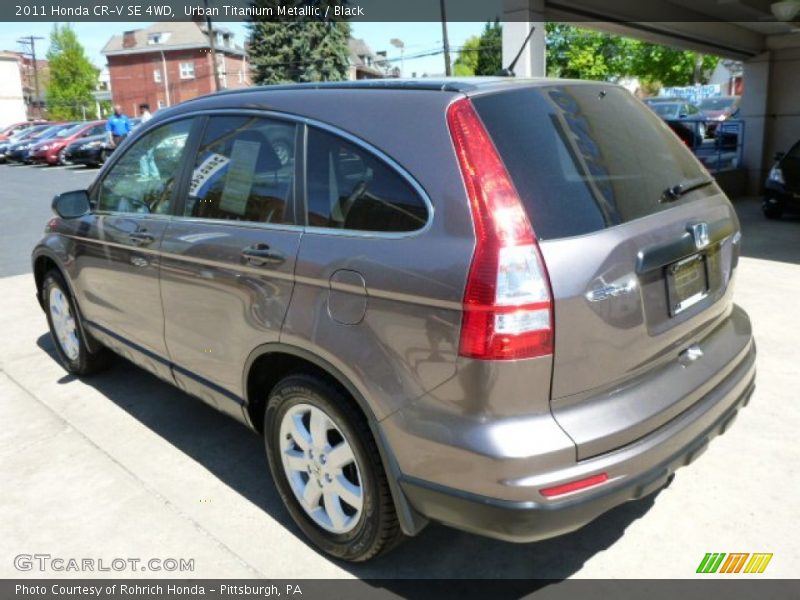 Urban Titanium Metallic / Black 2011 Honda CR-V SE 4WD