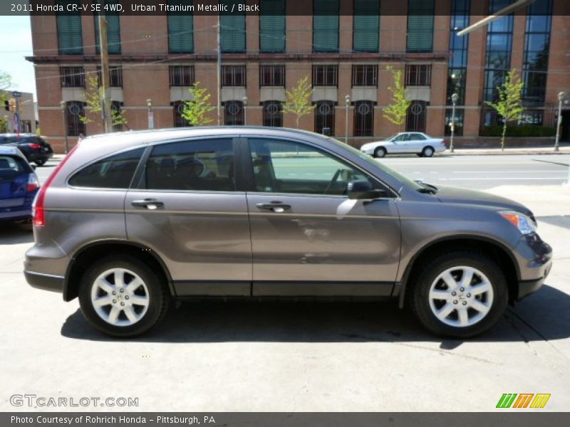 Urban Titanium Metallic / Black 2011 Honda CR-V SE 4WD