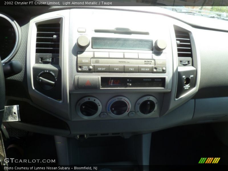 Light Almond Metallic / Taupe 2002 Chrysler PT Cruiser Limited