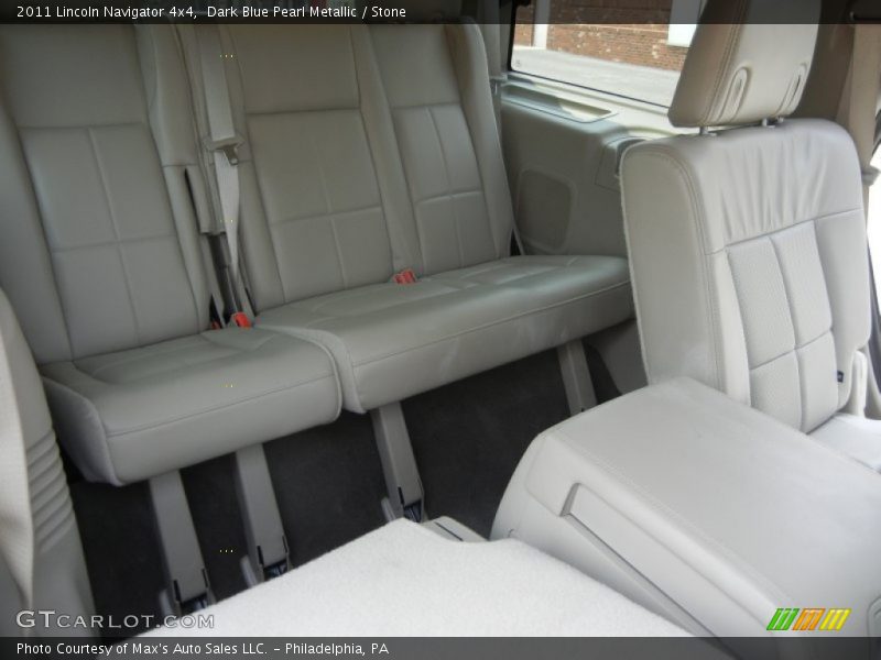Dark Blue Pearl Metallic / Stone 2011 Lincoln Navigator 4x4